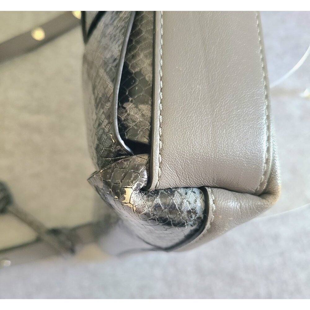 VGUC Vince Camuto Blue and Grey Snakeskin Print Leather Crossbody with Tassel - Picture 6 of 12